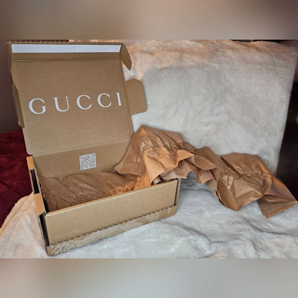NEW GUCCI Logo Cardboard Brown Fold Large Shipping Box w Tag & Packing Paper Set